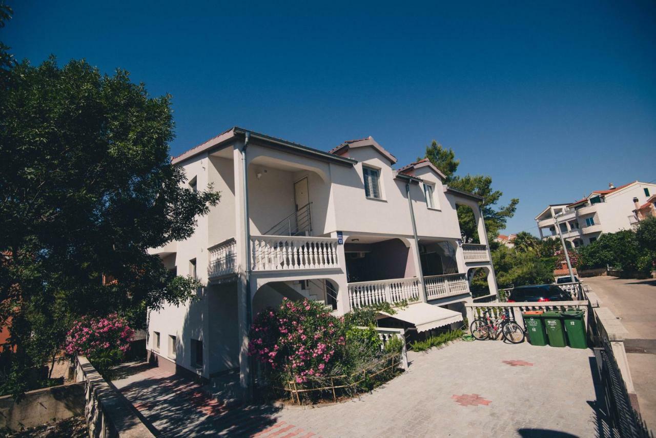 Apartments Vodice Buitenkant foto